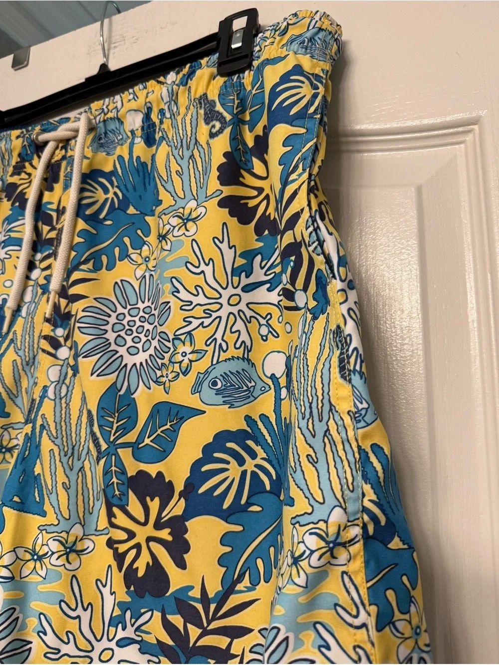 Nautica Mens L Swim Trunks Yellow Blue Tropical Print Mesh Lined 7 Inseam